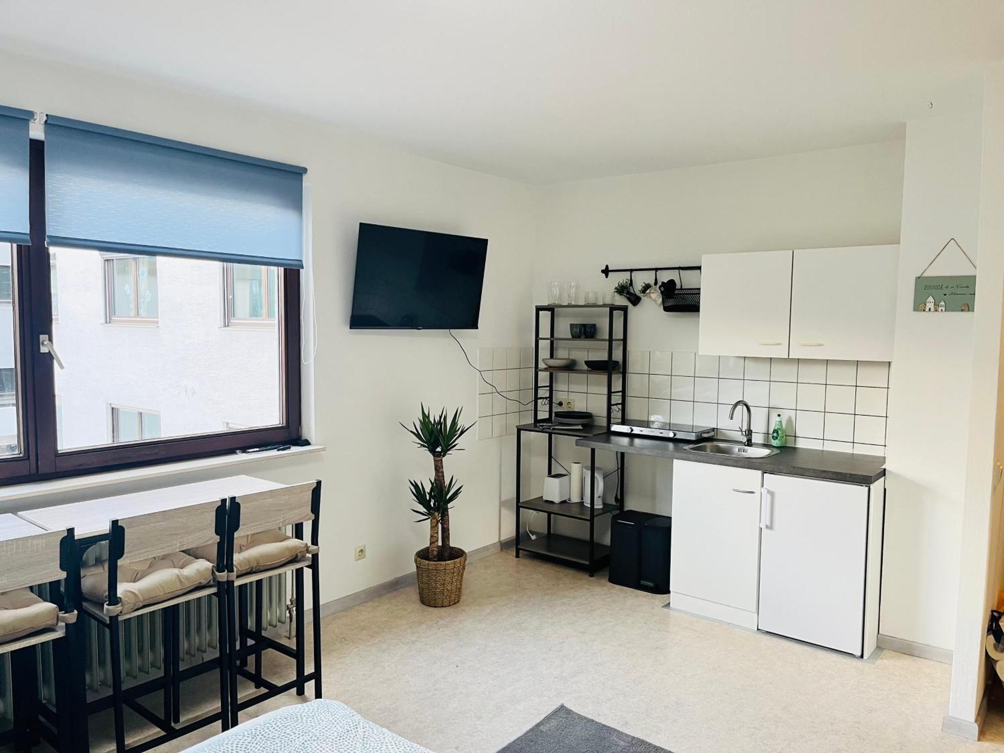 Lenastay I Modernes Apartment-Studio كايزرسلاوترن المظهر الخارجي الصورة